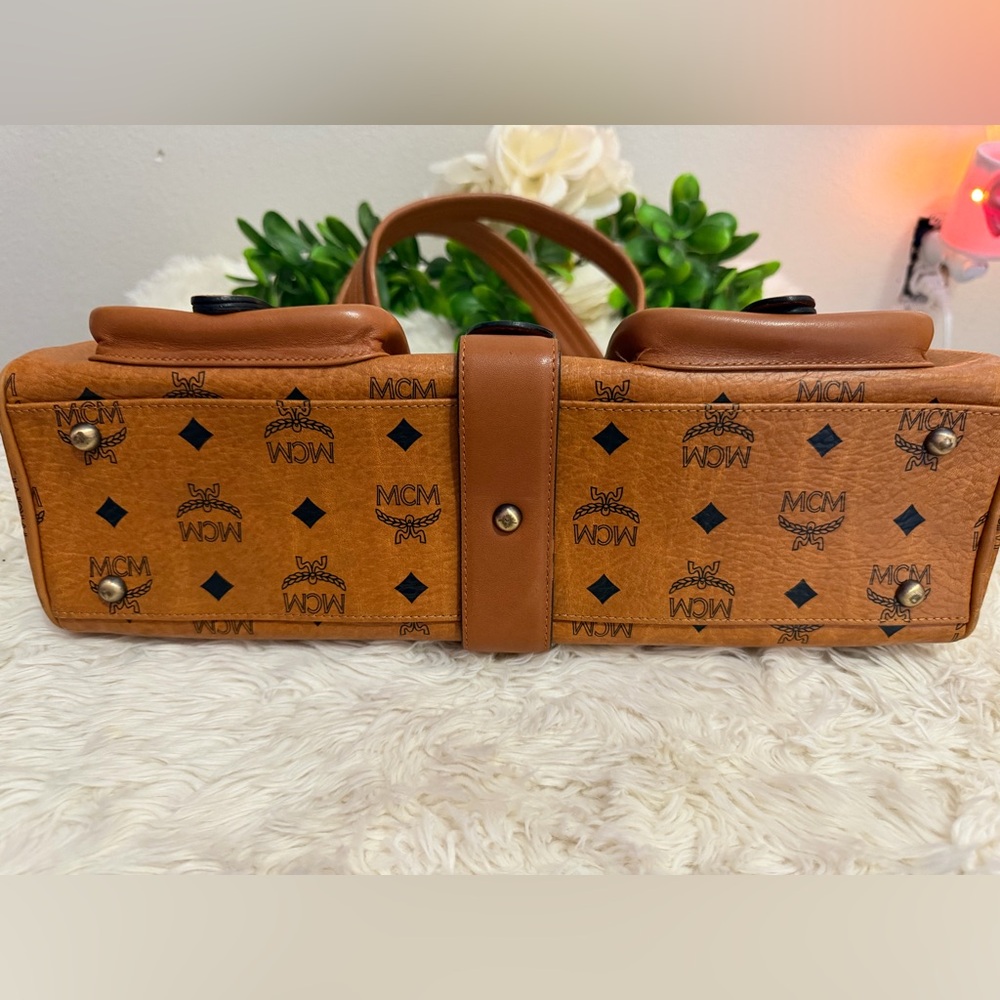 MCM Brown Leather Shoulder Bag - Picture 10 of 14